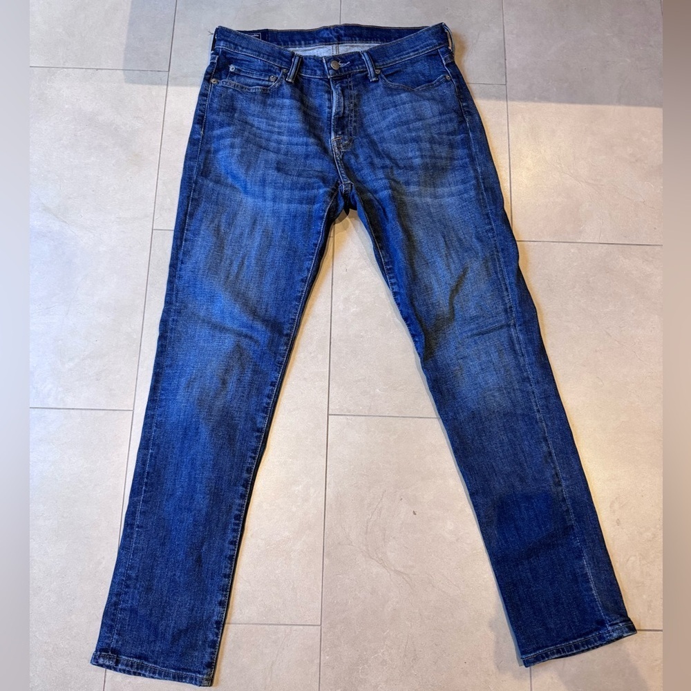 A&F Athletic Skinny Denim Jeans 32x32